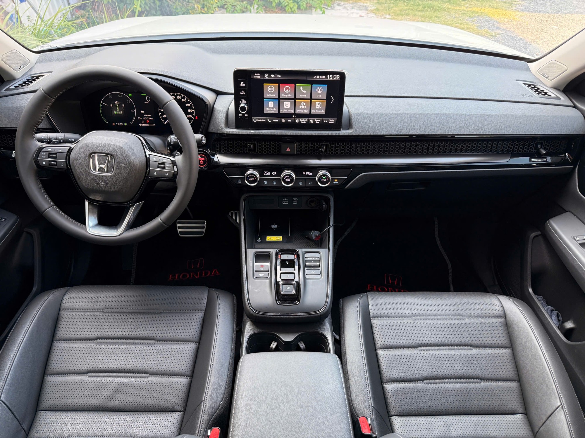 Xe lướt Honda CR-V e:HEV L Hybird 2026 màu trắng 